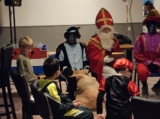 Sinterklaasfeest bij S.K.N.W.K. voor JO7-1 van vrijdag 1 december 2023 (172/180)